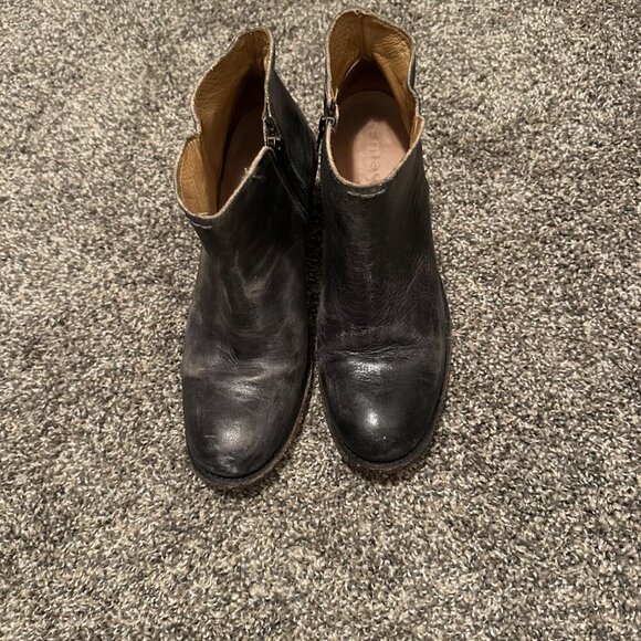 Bedstu Leather Yell Ankle Booties - Picture 4 of 9